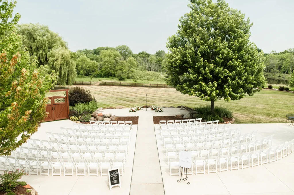 Madison Wisconsin Wedding Venue - Harvest Moon Pond